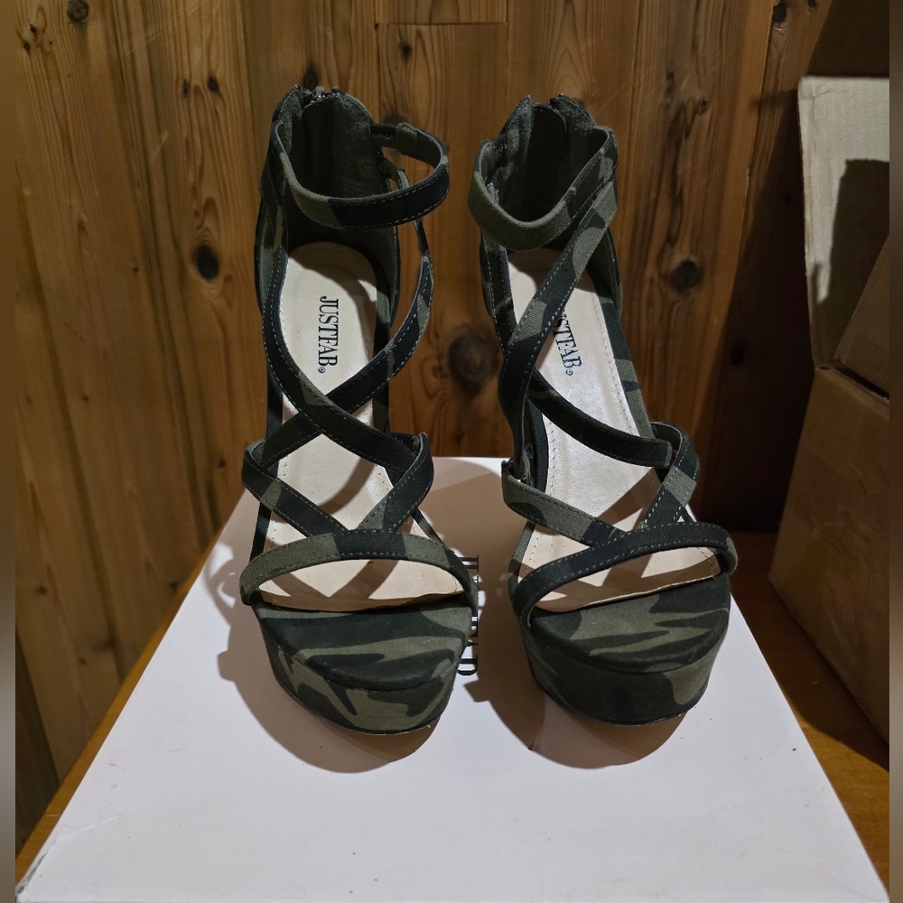 Just FAB Camo Wedges